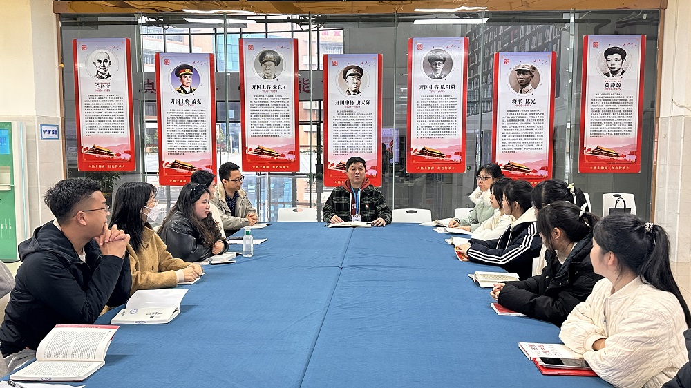 学前教育学院党总支书记谢耀华讲话.JPG